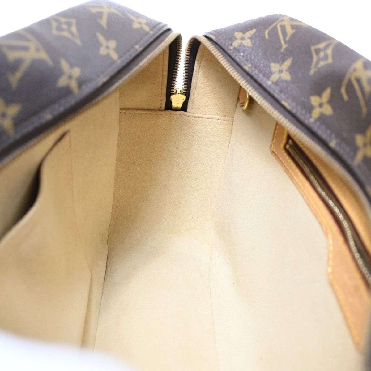 Louis Vuitton Cite Shoulder Bag