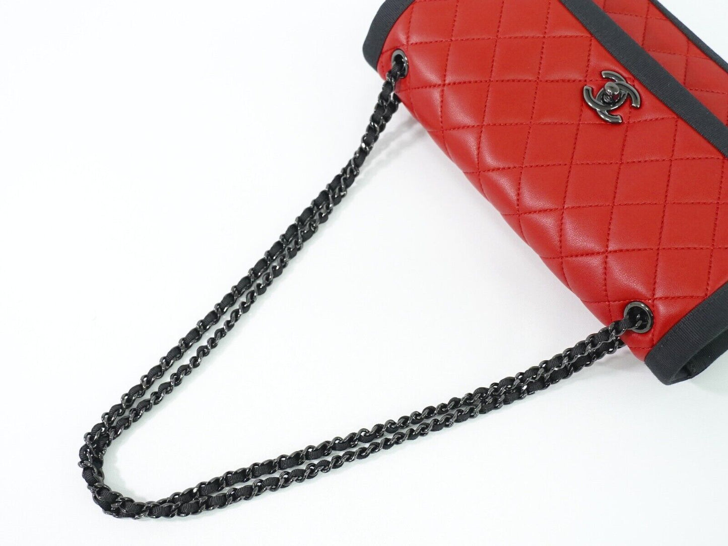 Chanel Logo CC Shoulder Bag