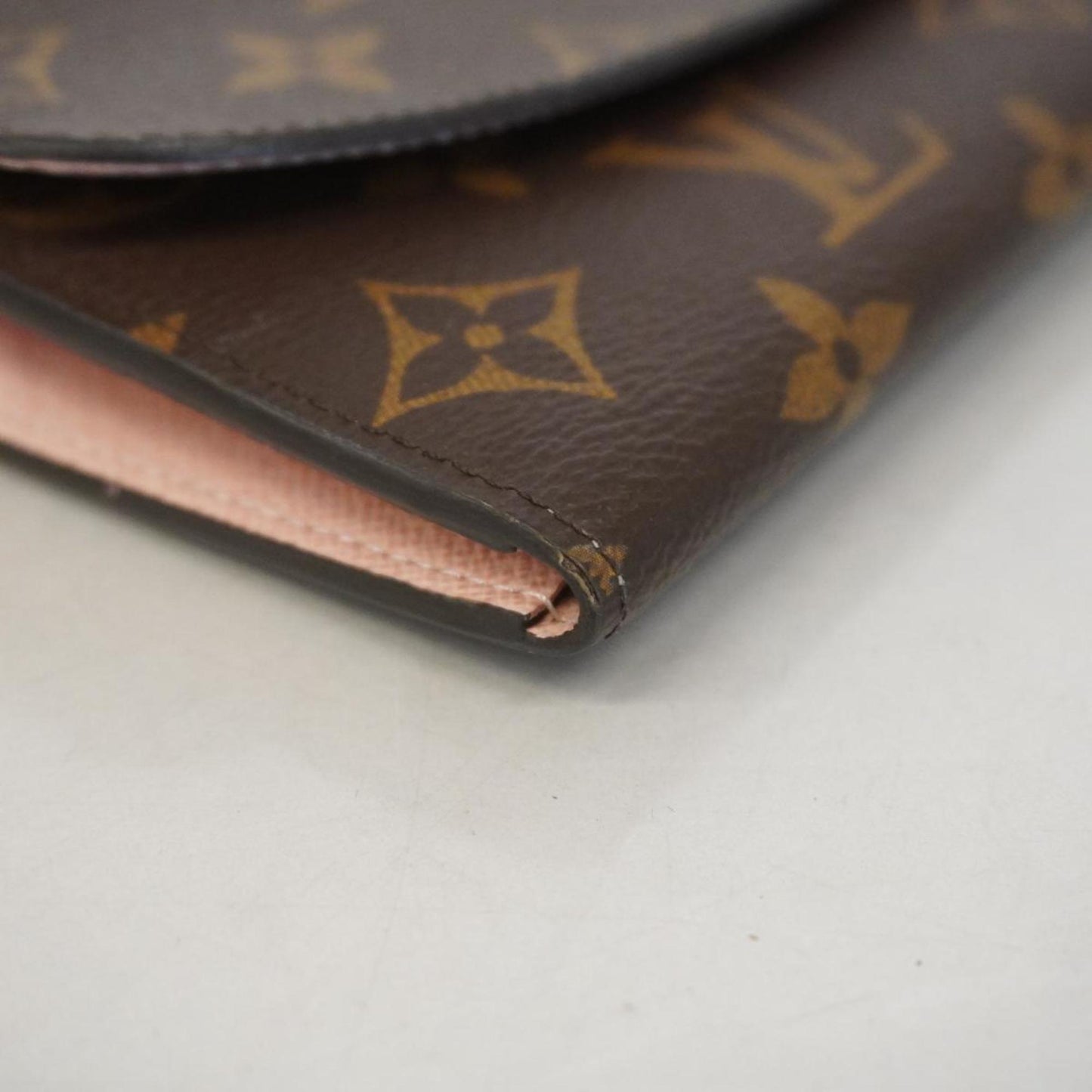 Louis Vuitton Portefeuille Emilie wallet