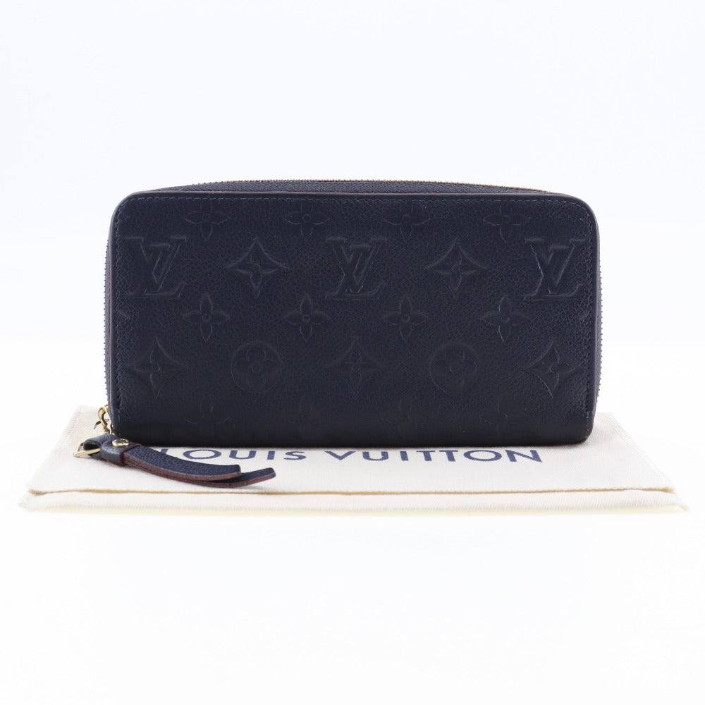 Louis Vuitton Zippy wallet