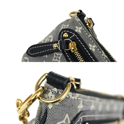 Louis Vuitton Mini Pochette Accessoires Clutch