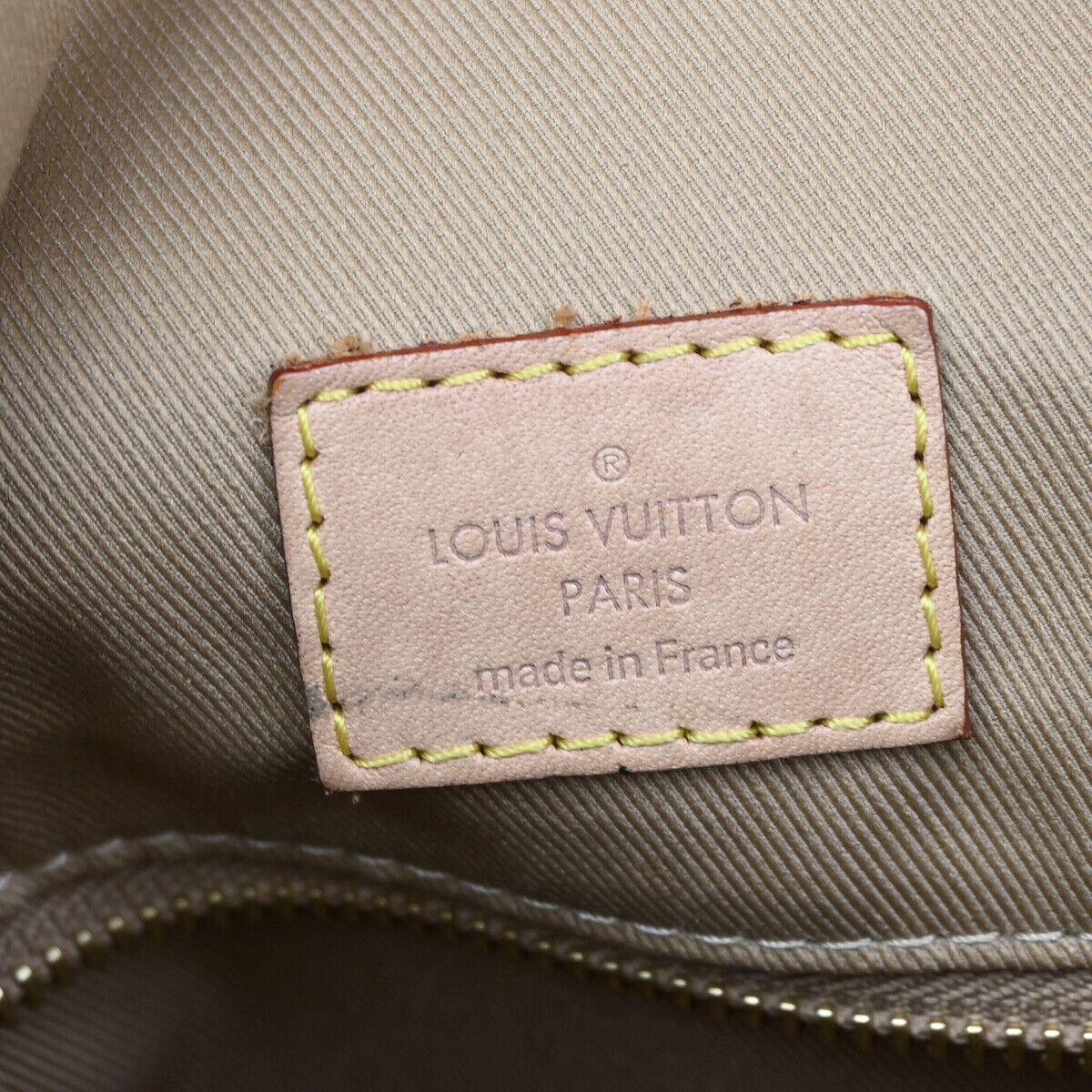 Louis Vuitton Graceful Shoulder Bag