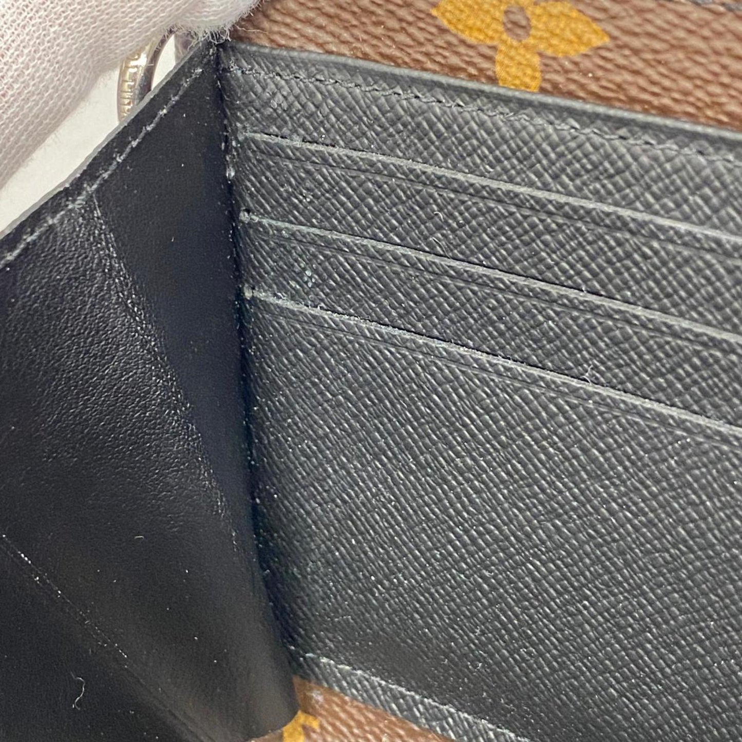 Louis Vuitton Pochette Zippée wallet