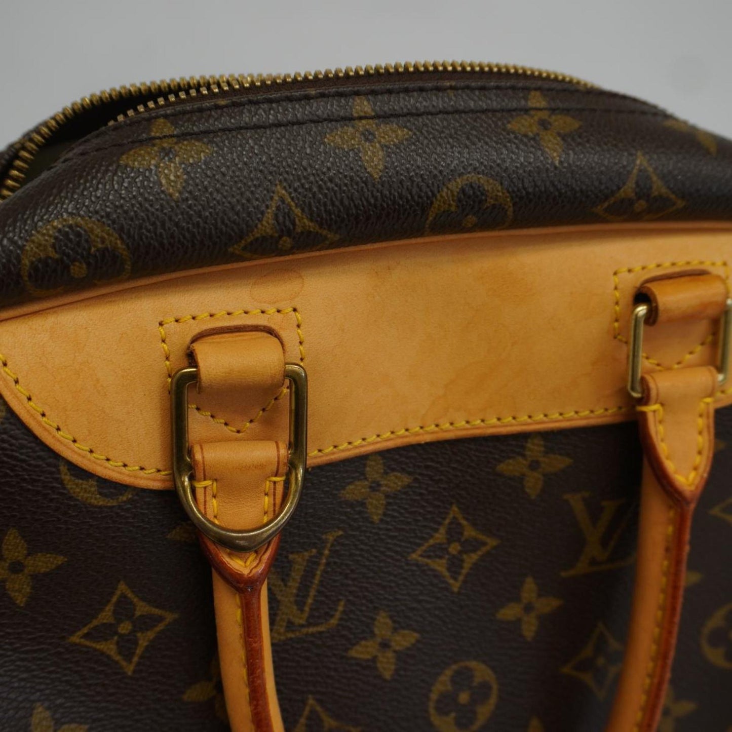 Louis Vuitton Deauville handbag