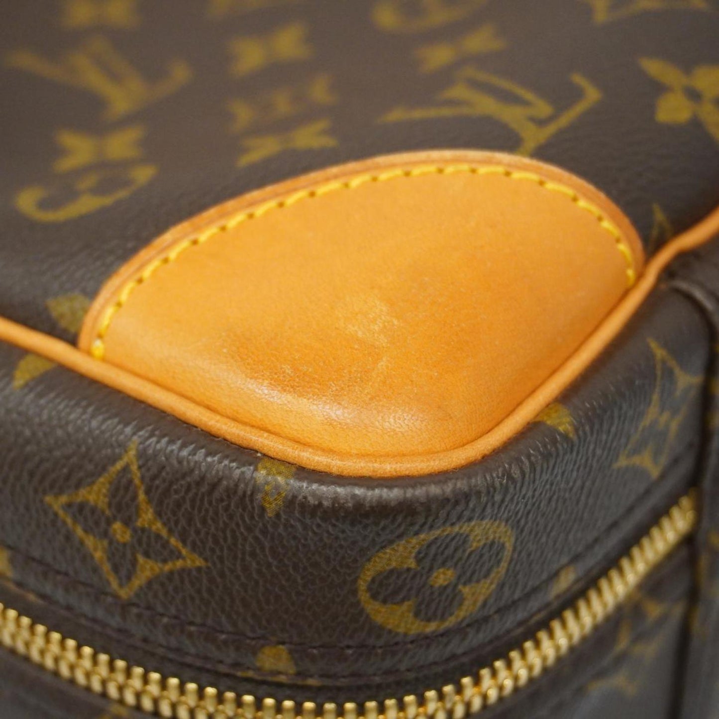 Louis Vuitton Sirius travel