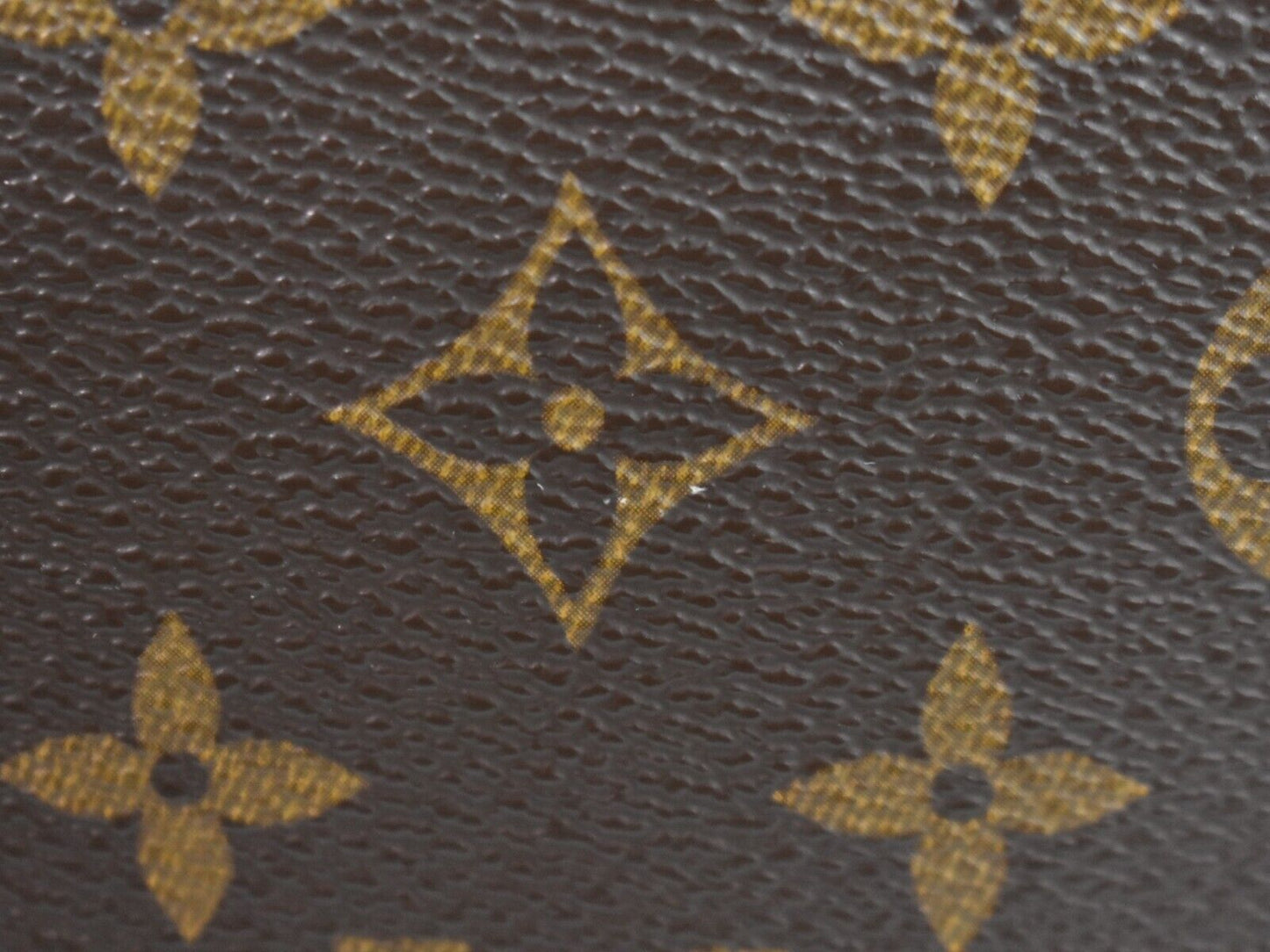 Louis Vuitton Cité tote