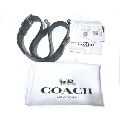 Coach shoulder