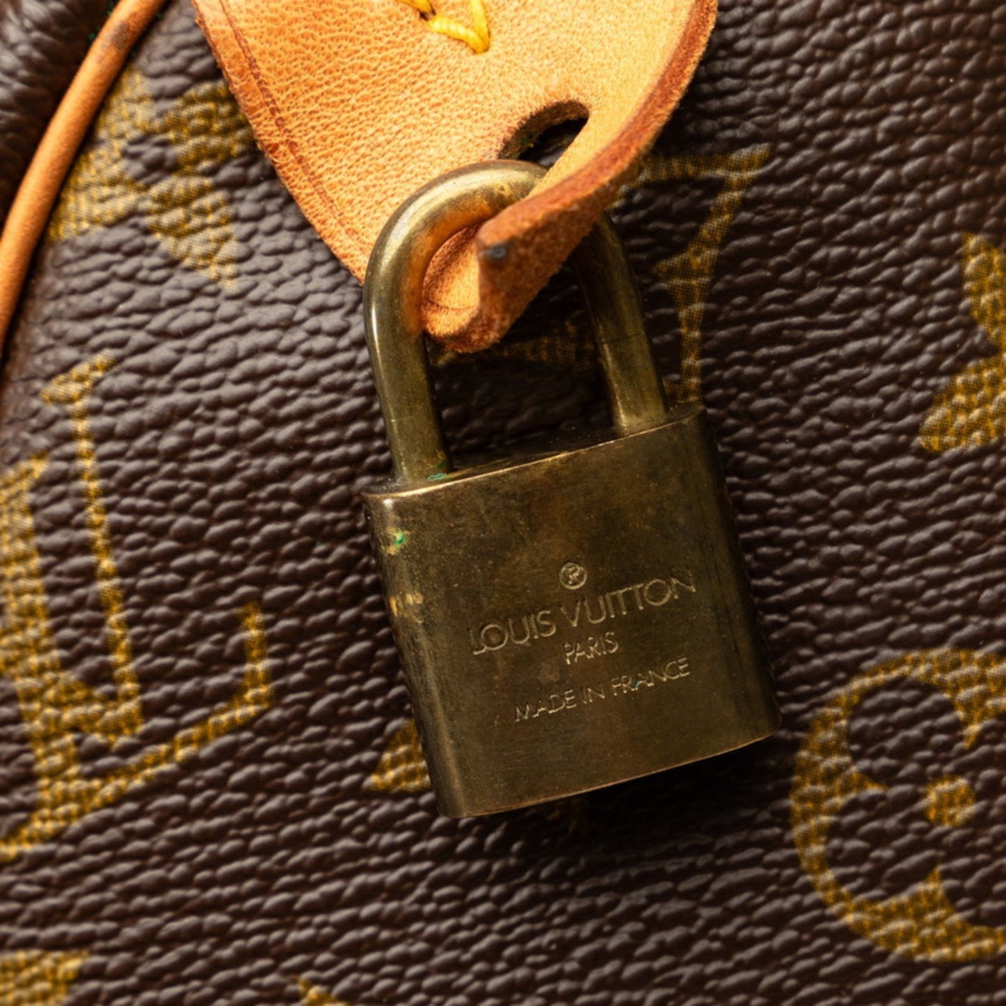 Louis Vuitton Speedy 40 travel