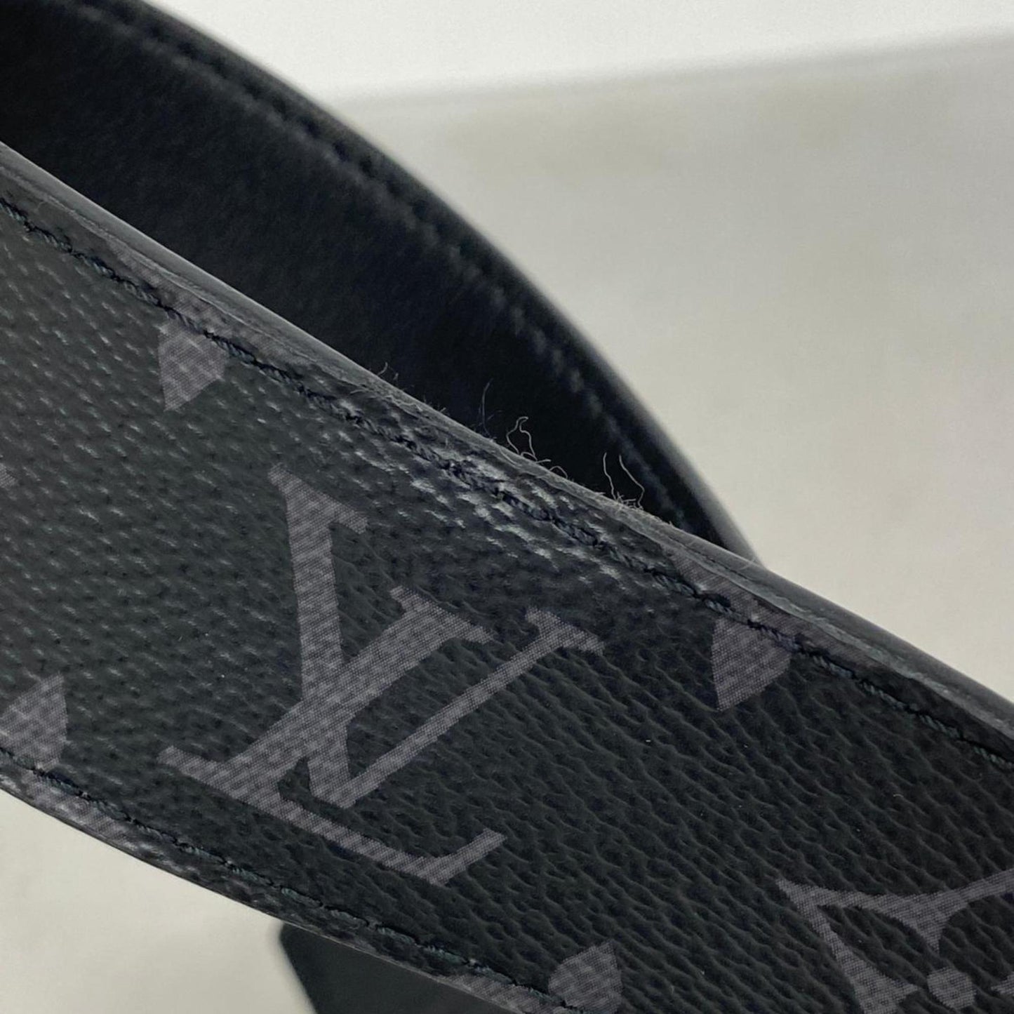 Louis Vuitton Reversible belt