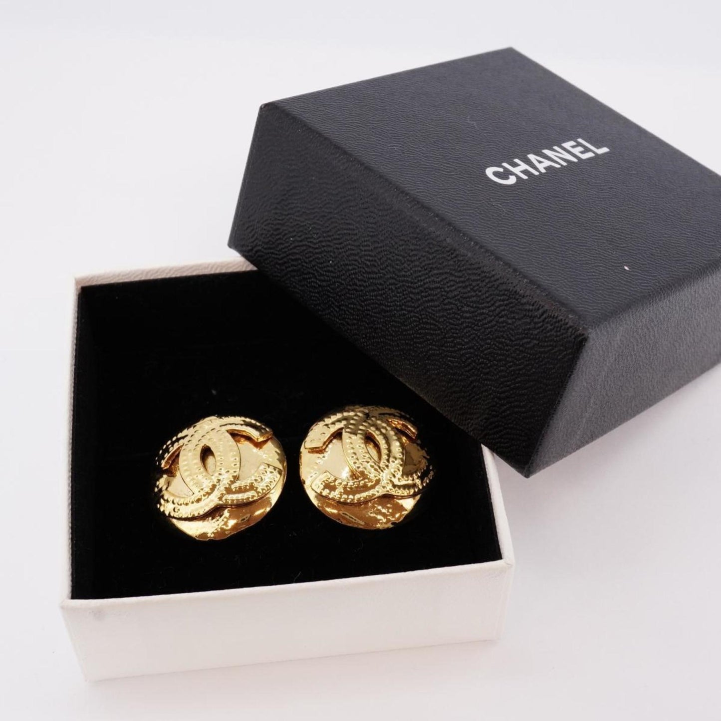 Chanel Coco Mark earring