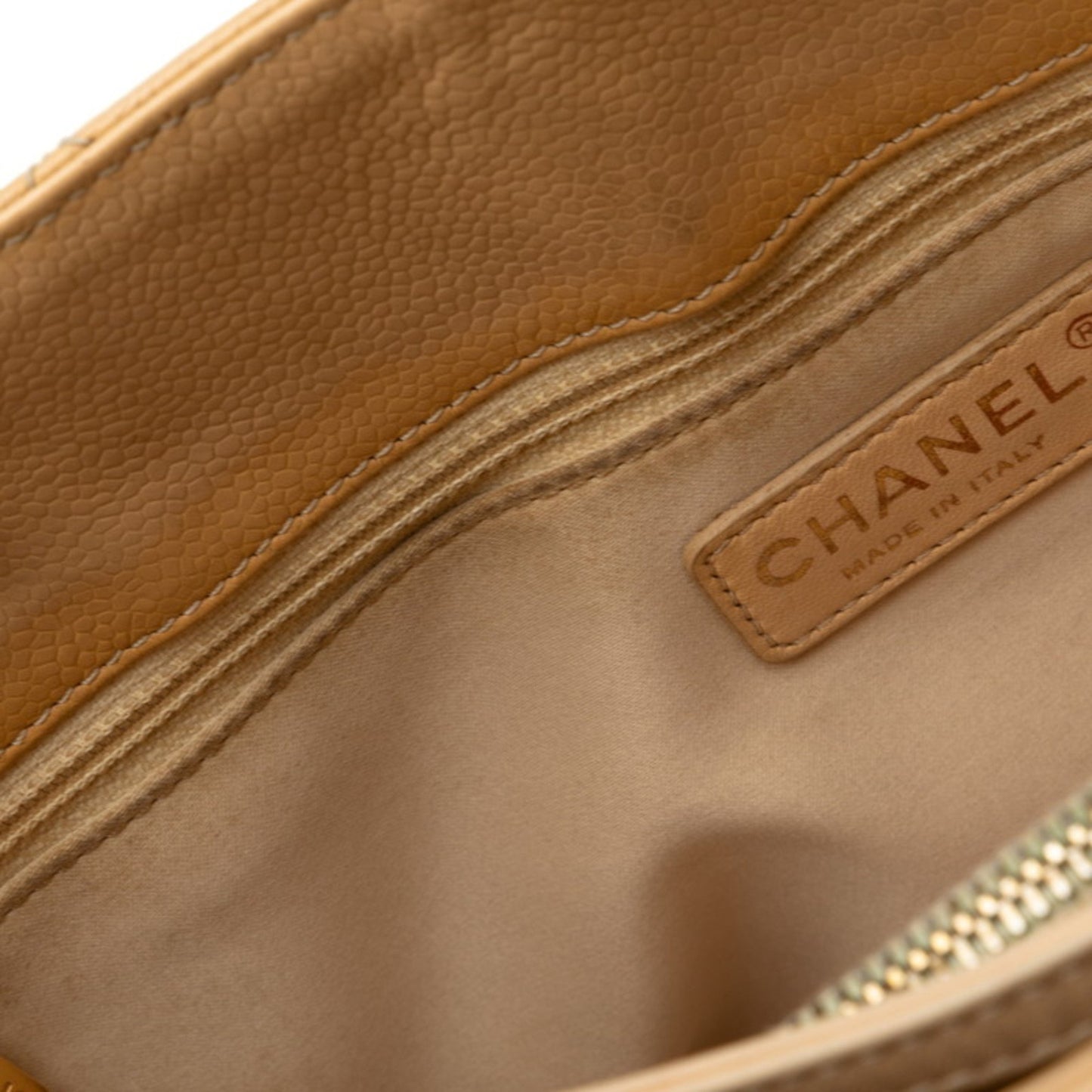 Chanel Grand Shopping shoulder