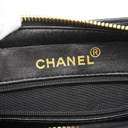 Chanel Matelassé shoulder