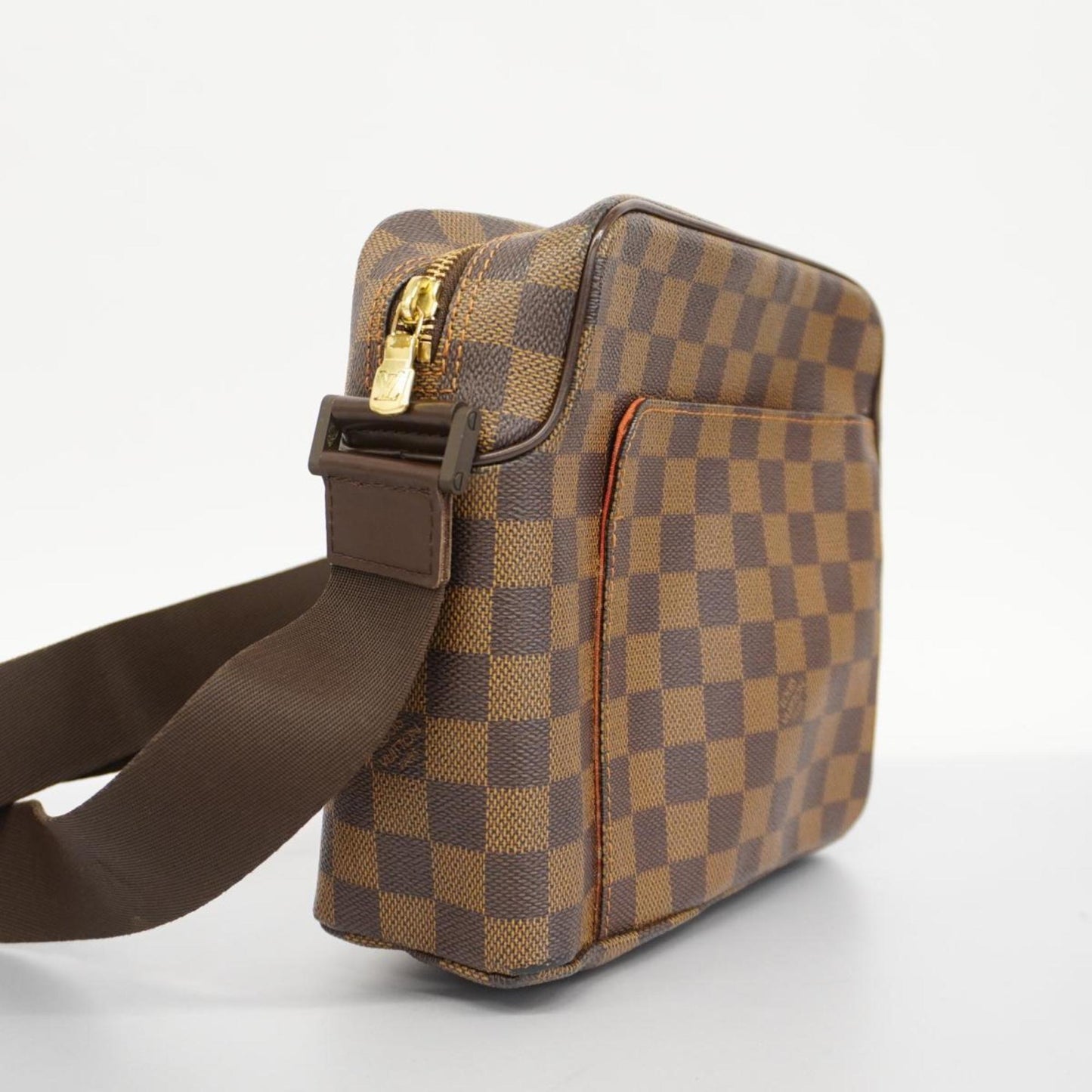 Louis Vuitton Olav shoulder