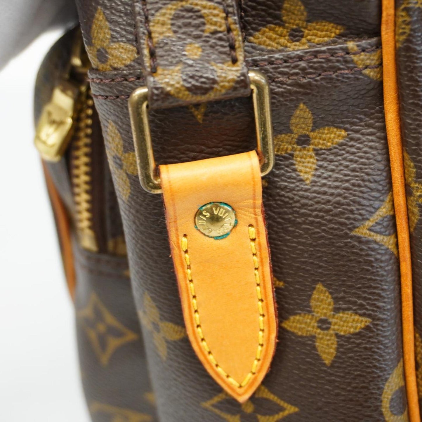 Louis Vuitton Nile shoulder