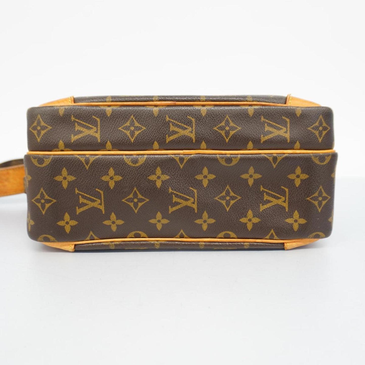 Louis Vuitton Nile shoulder