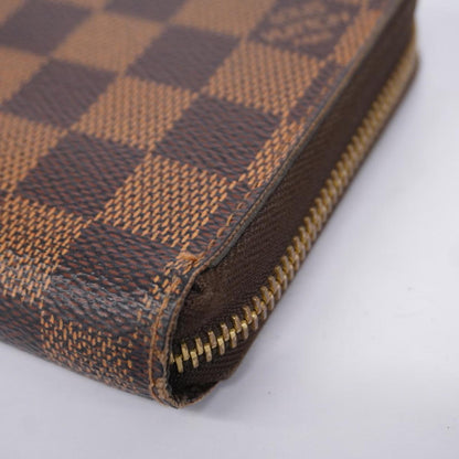 Louis Vuitton Portefeuille zippy wallet