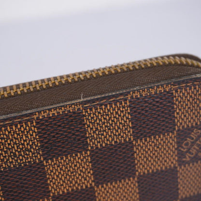 Louis Vuitton Portefeuille zippy wallet