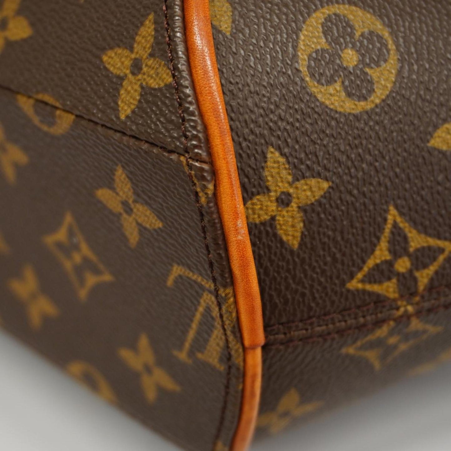 Louis Vuitton Ellipse handbag