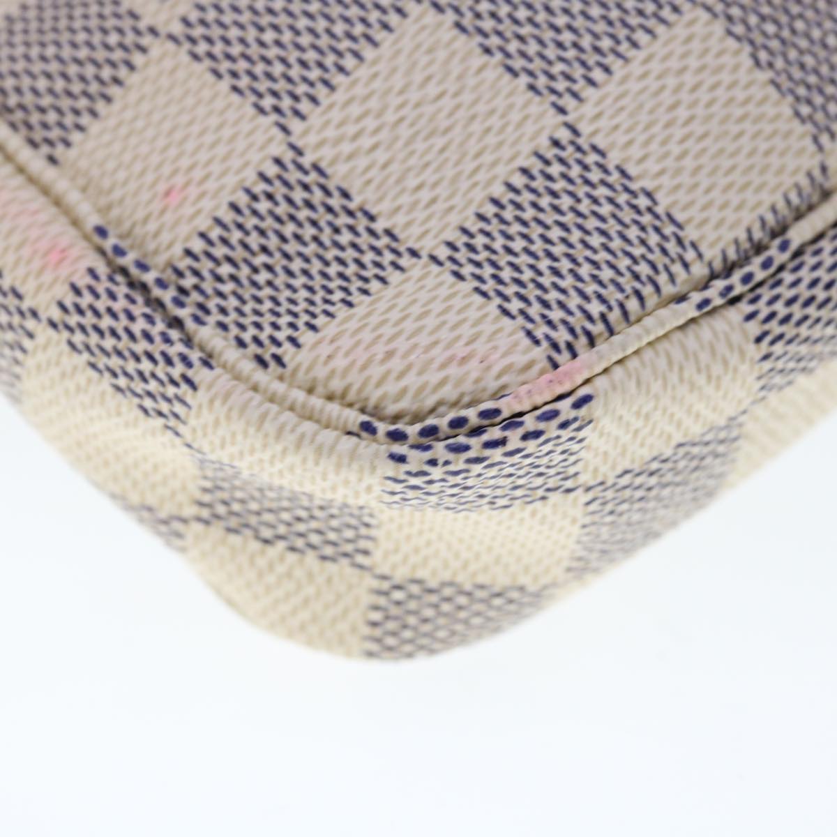 Louis Vuitton Pochette accessoires Clutch