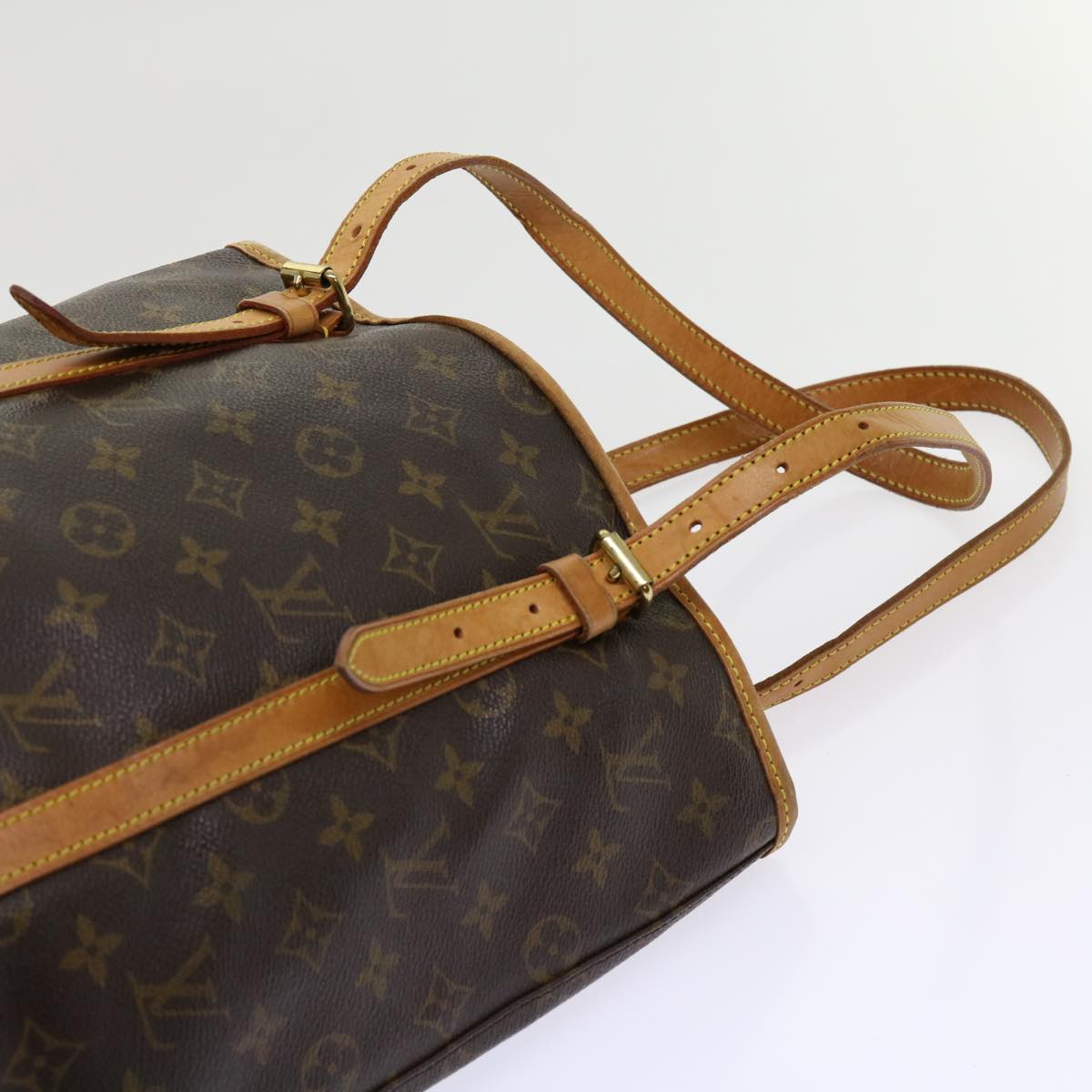 Louis Vuitton Bucket GM Shoulder Bag