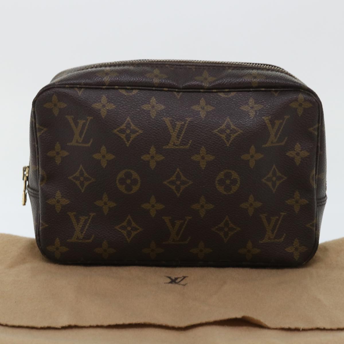 Louis Vuitton Trousse de Toilette Clutch