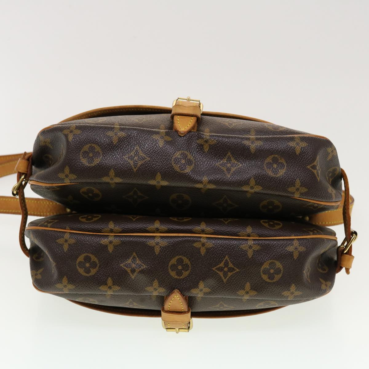 Louis Vuitton Saumur 30 shoulder