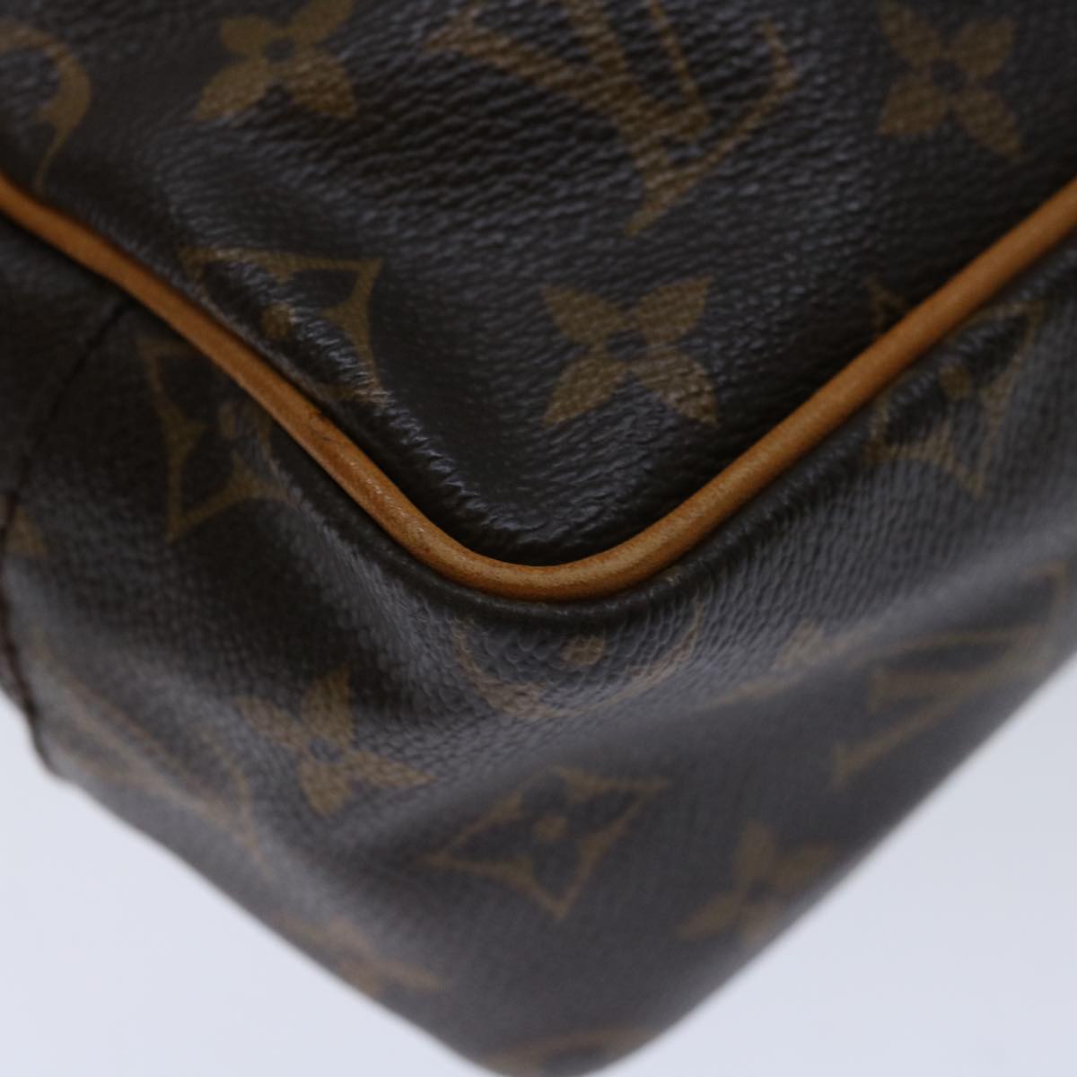 Louis Vuitton Clutch