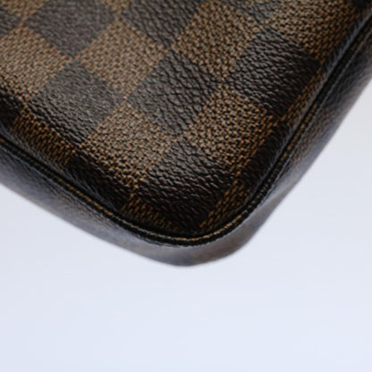 Louis Vuitton Pochette Accessoire Clutch