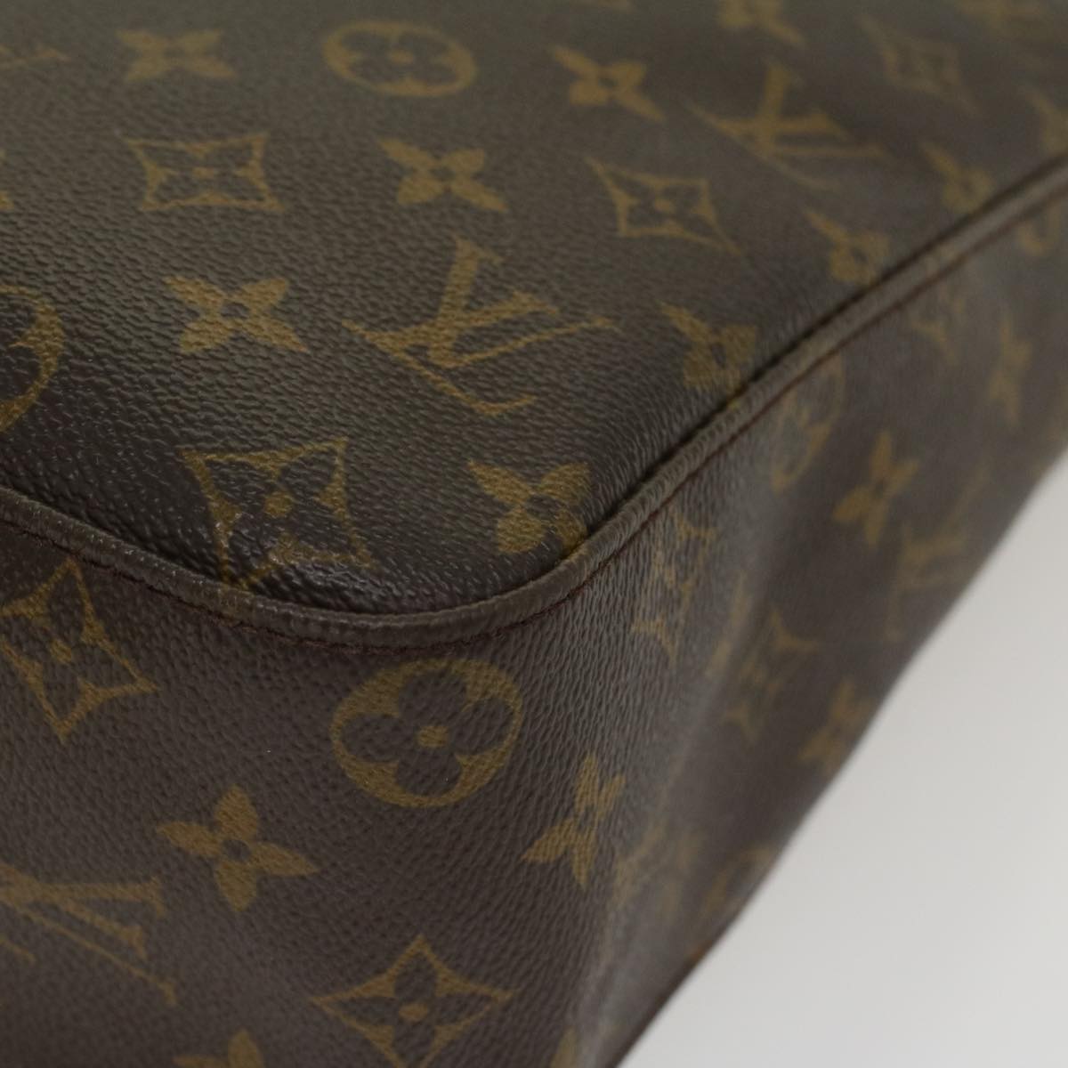 Louis Vuitton Looping GM Shoulder Bag