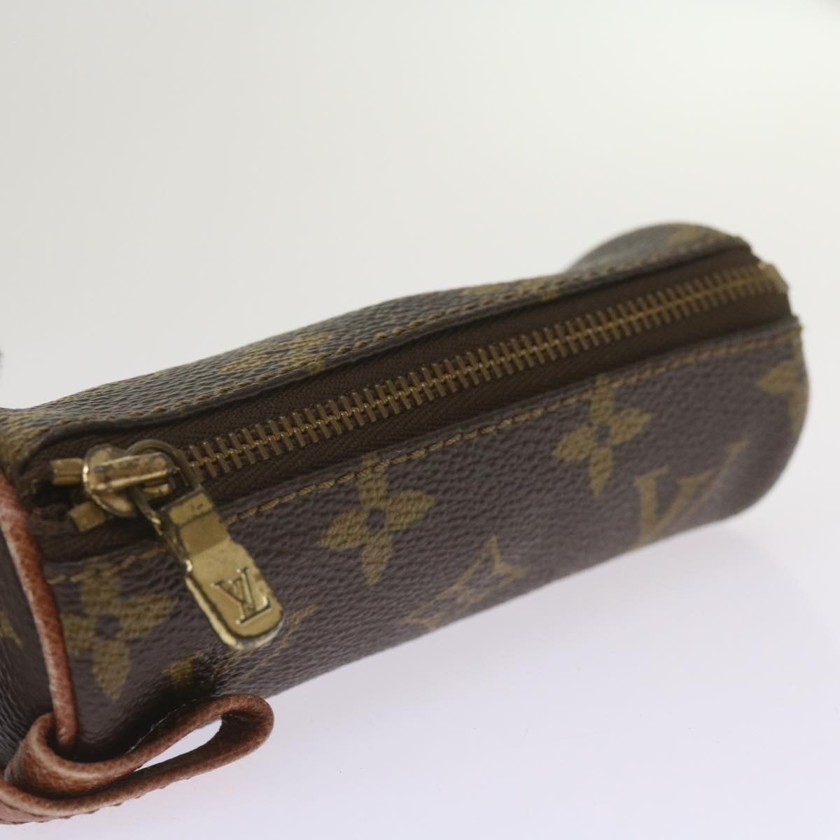 Louis Vuitton Etui à balles de golf Clutch