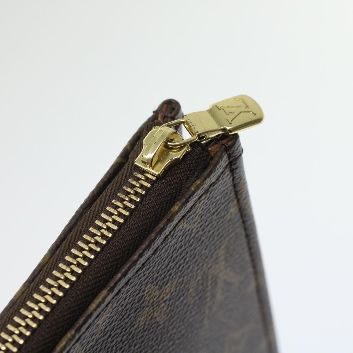 Louis Vuitton Poche document clutch