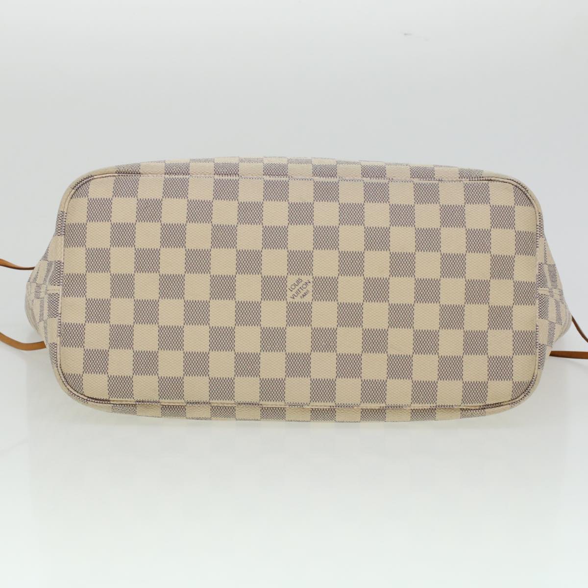 Louis Vuitton Neverfull Tote Bag