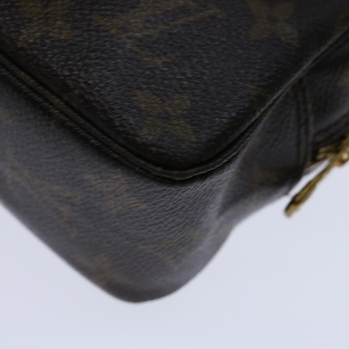 Louis Vuitton Trousse de Toilette Clutch