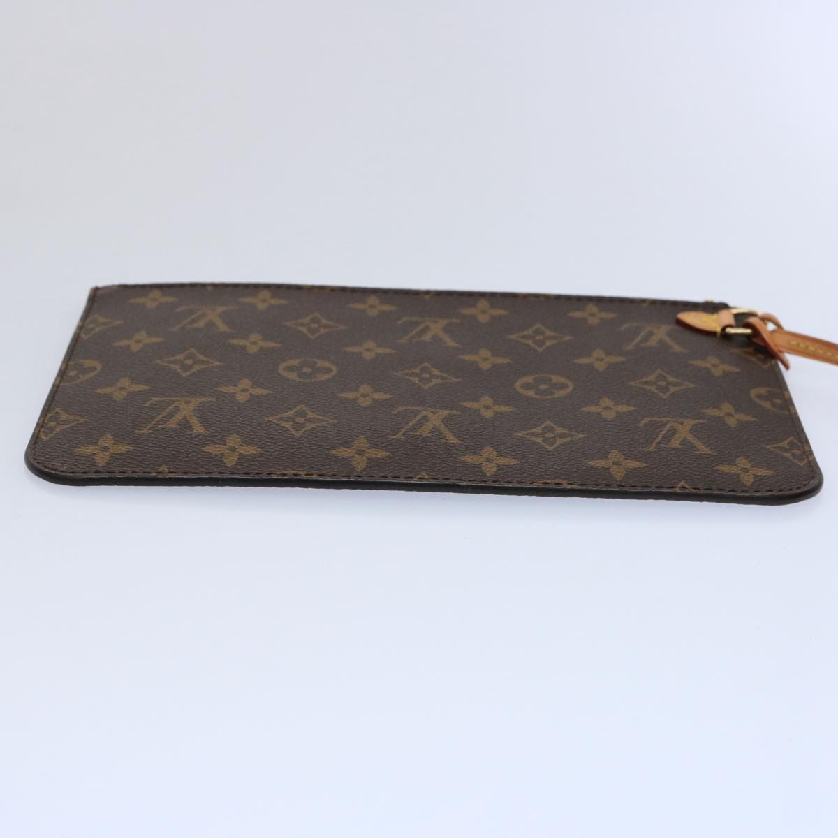 Louis Vuitton Neverfull Clutch