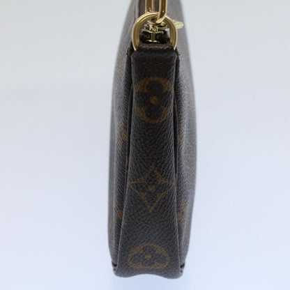 Louis Vuitton Pochette Accessoire Clutch