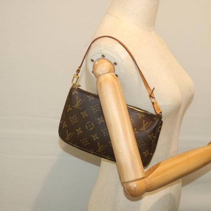 Louis Vuitton Pochette accessoires Clutch