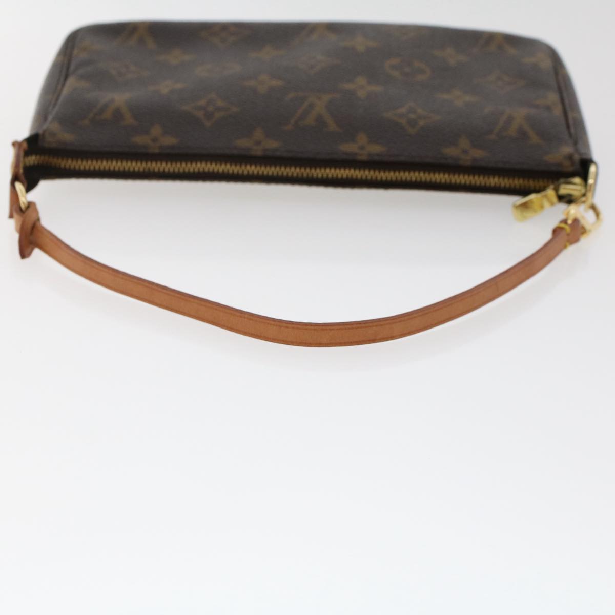 Louis Vuitton Pochette Accessoire Clutch