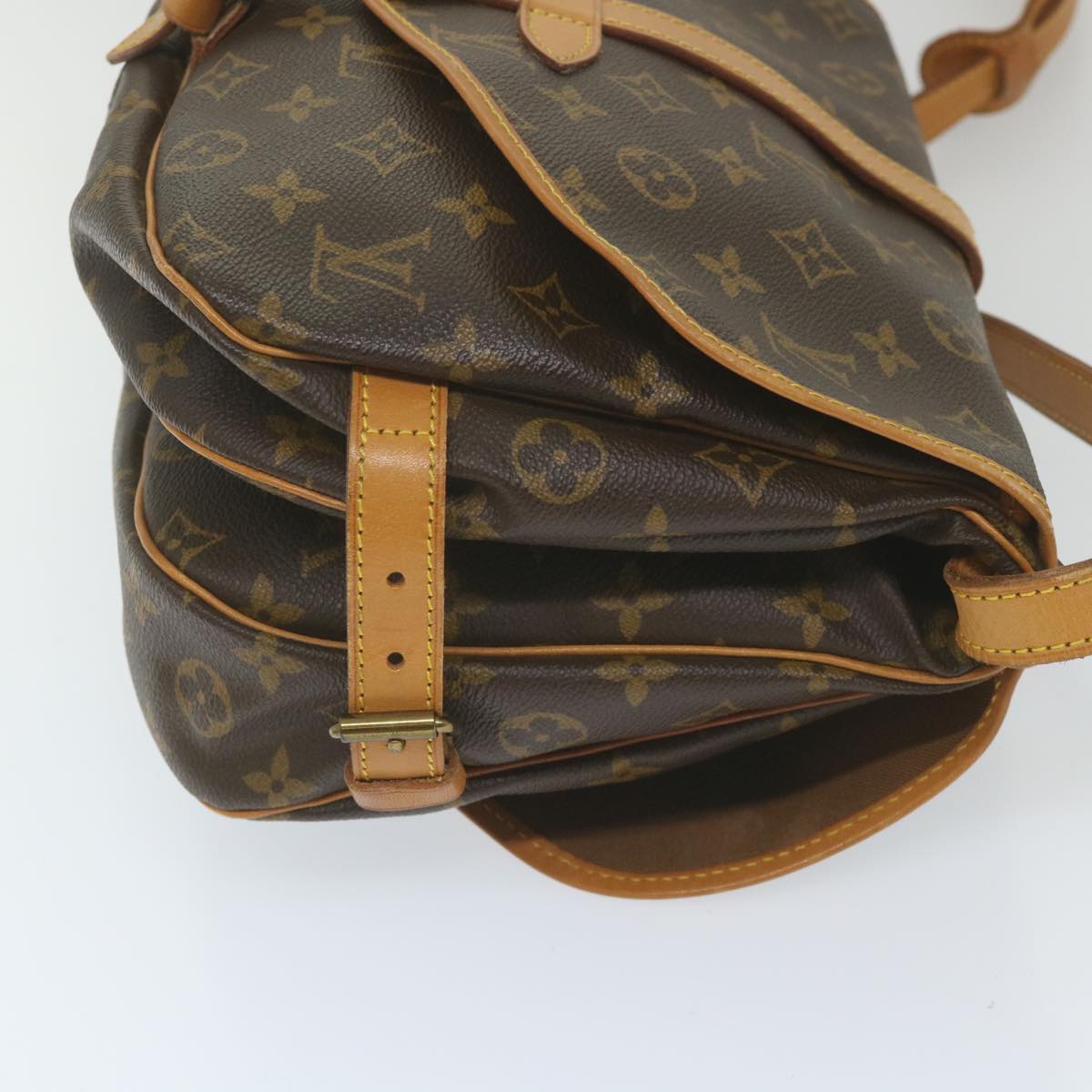 Louis Vuitton Saumur Shoulder Bag