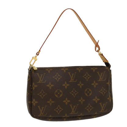 Louis Vuitton Pochette Accessoire Clutch