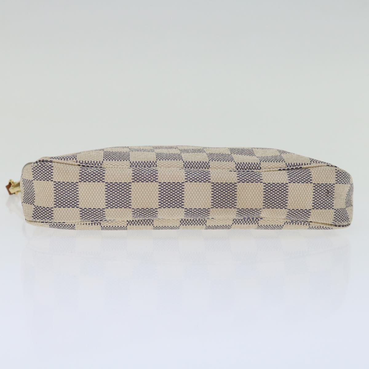 Louis Vuitton Pochette Accessoire Clutch