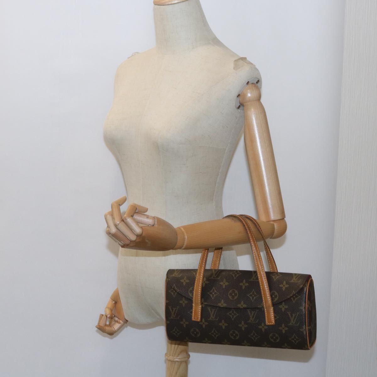 Louis Vuitton Sonatine Handbag