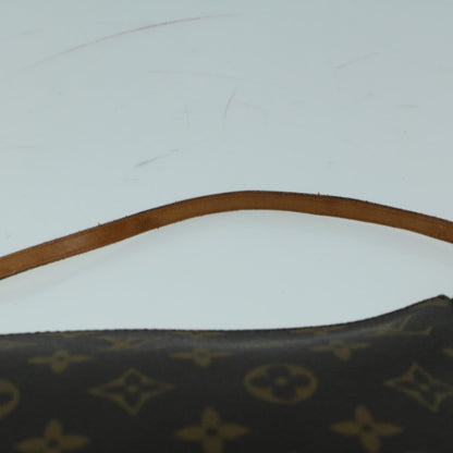 Louis Vuitton Pochette Accessoire Clutch