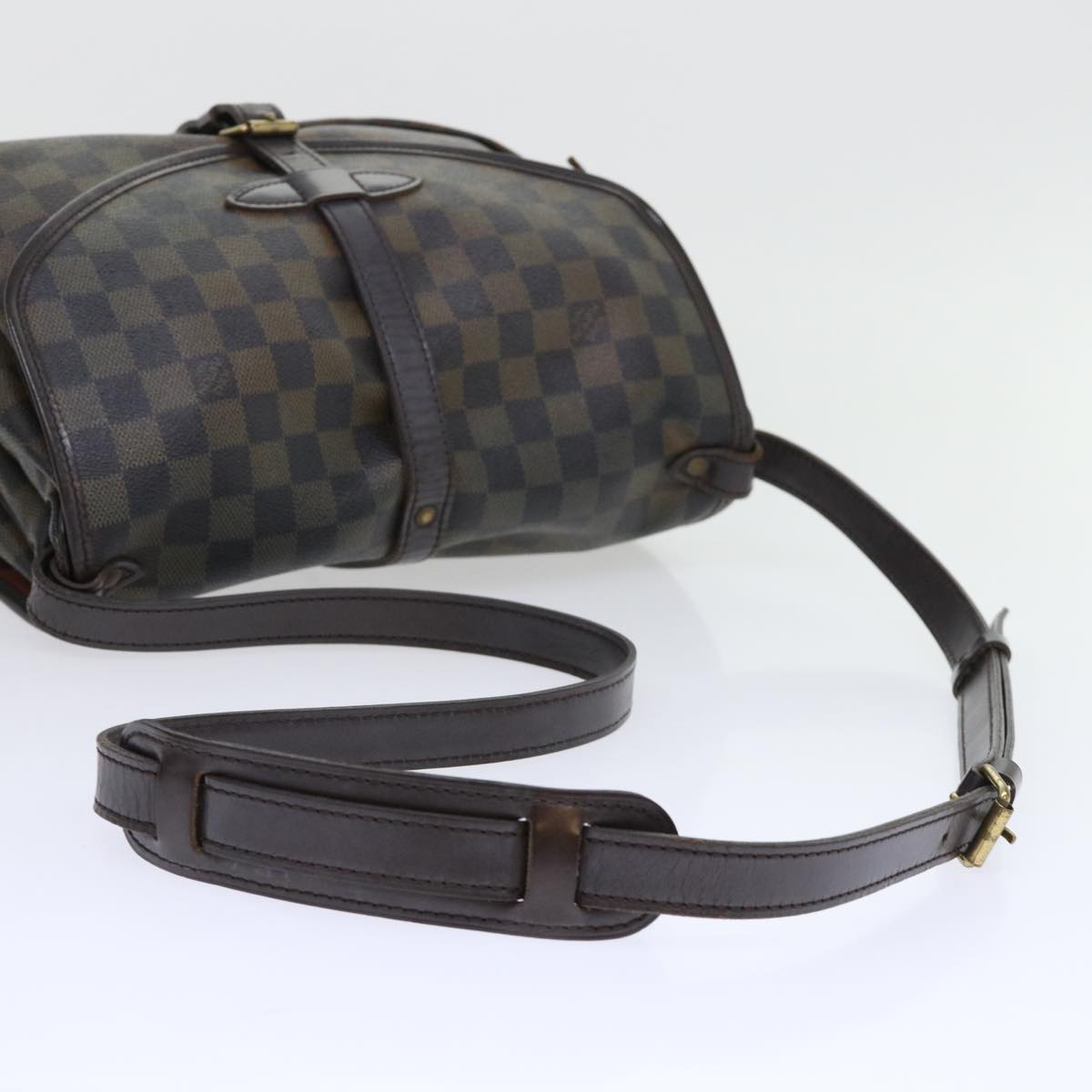 Louis Vuitton Saumur 30 Shoulder Bag