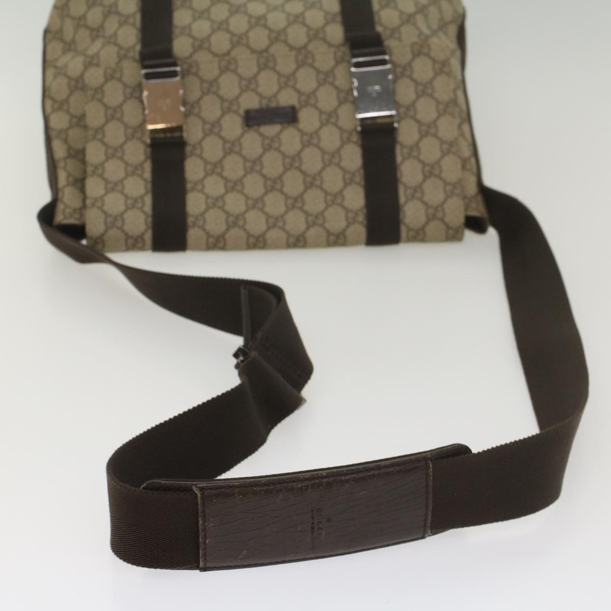 Gucci GG Supreme Shoulder Bag