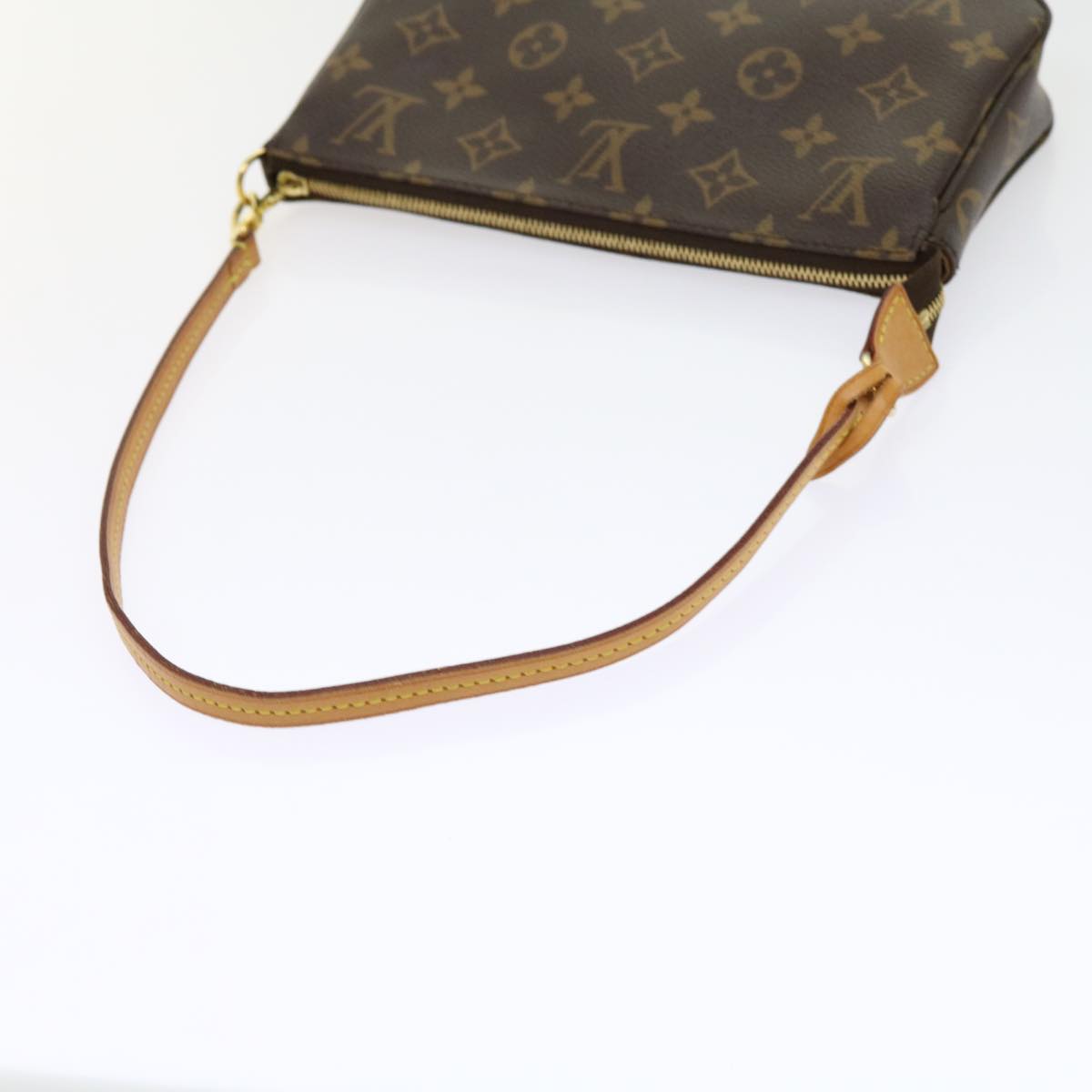 Louis Vuitton Pochette accessoires Clutch