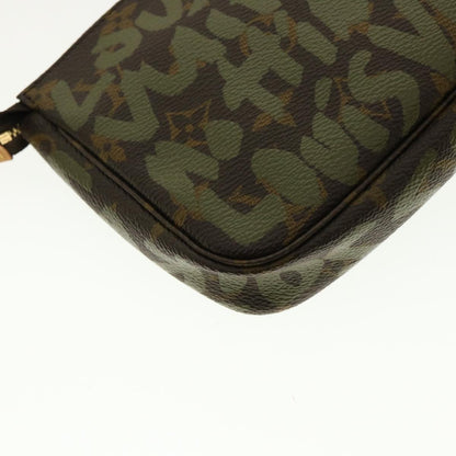 Louis Vuitton Pochette Accessoire Clutch