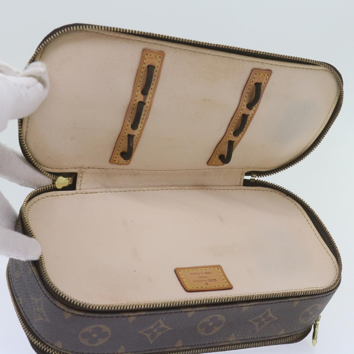 Louis Vuitton Cosmetic pouch Clutch