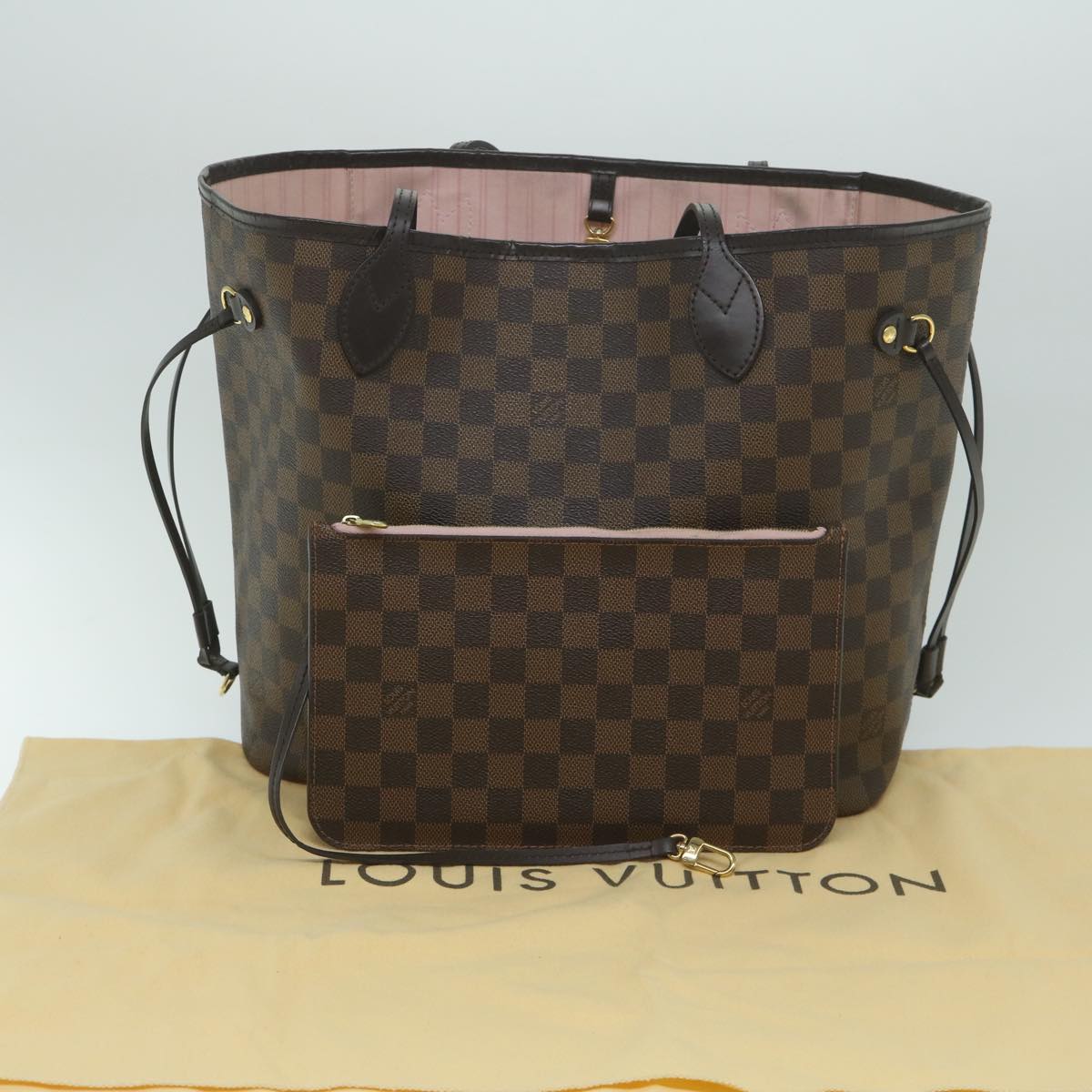 Louis Vuitton Neverfull MM Tote Bag