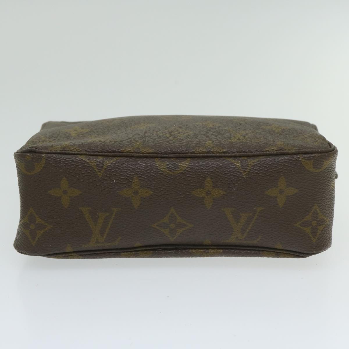 Louis Vuitton Poche Toilette Clutch