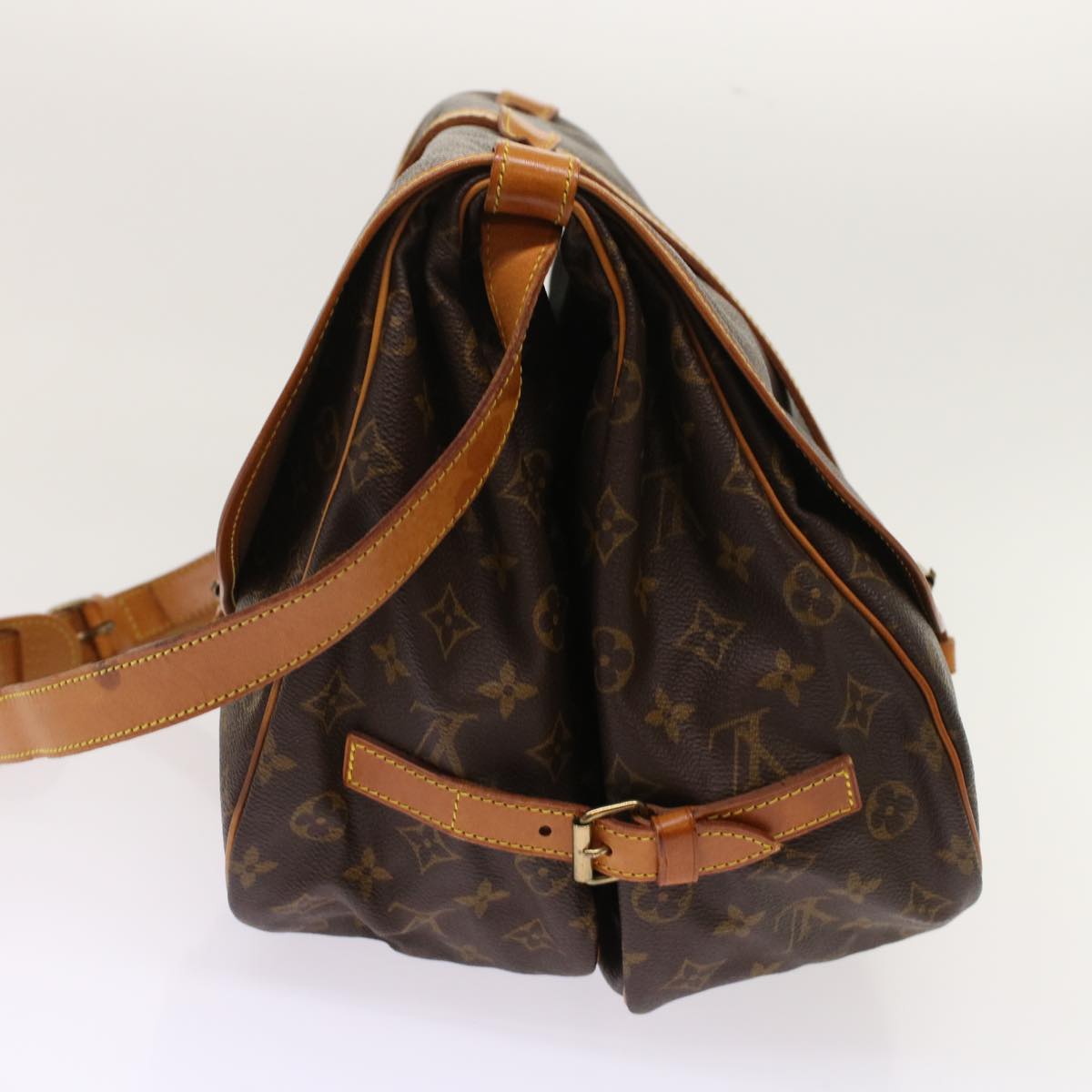 Louis Vuitton Saumur 35 Shoulder Bag